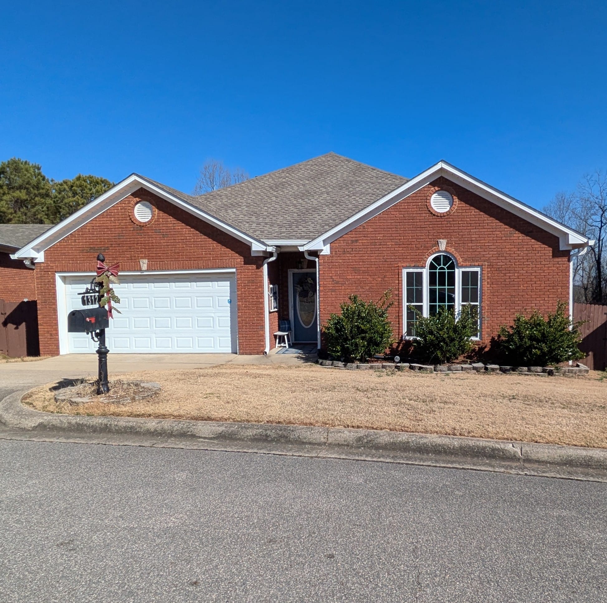 Birmingham, AL Mountaintop Home 